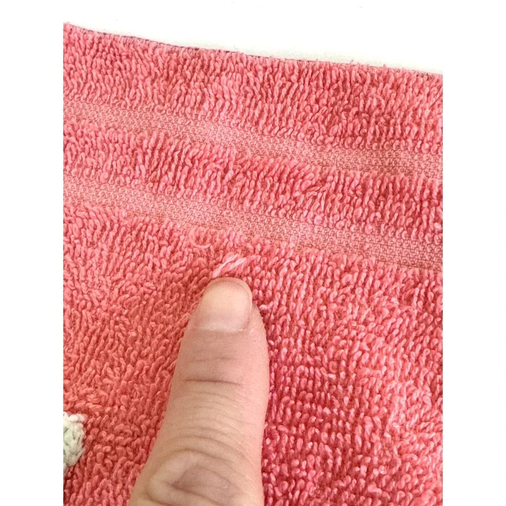 Vintage Cannon Pink 3D Flower Hand Towel & Washcloth Made in U.S.A. Set Of 2